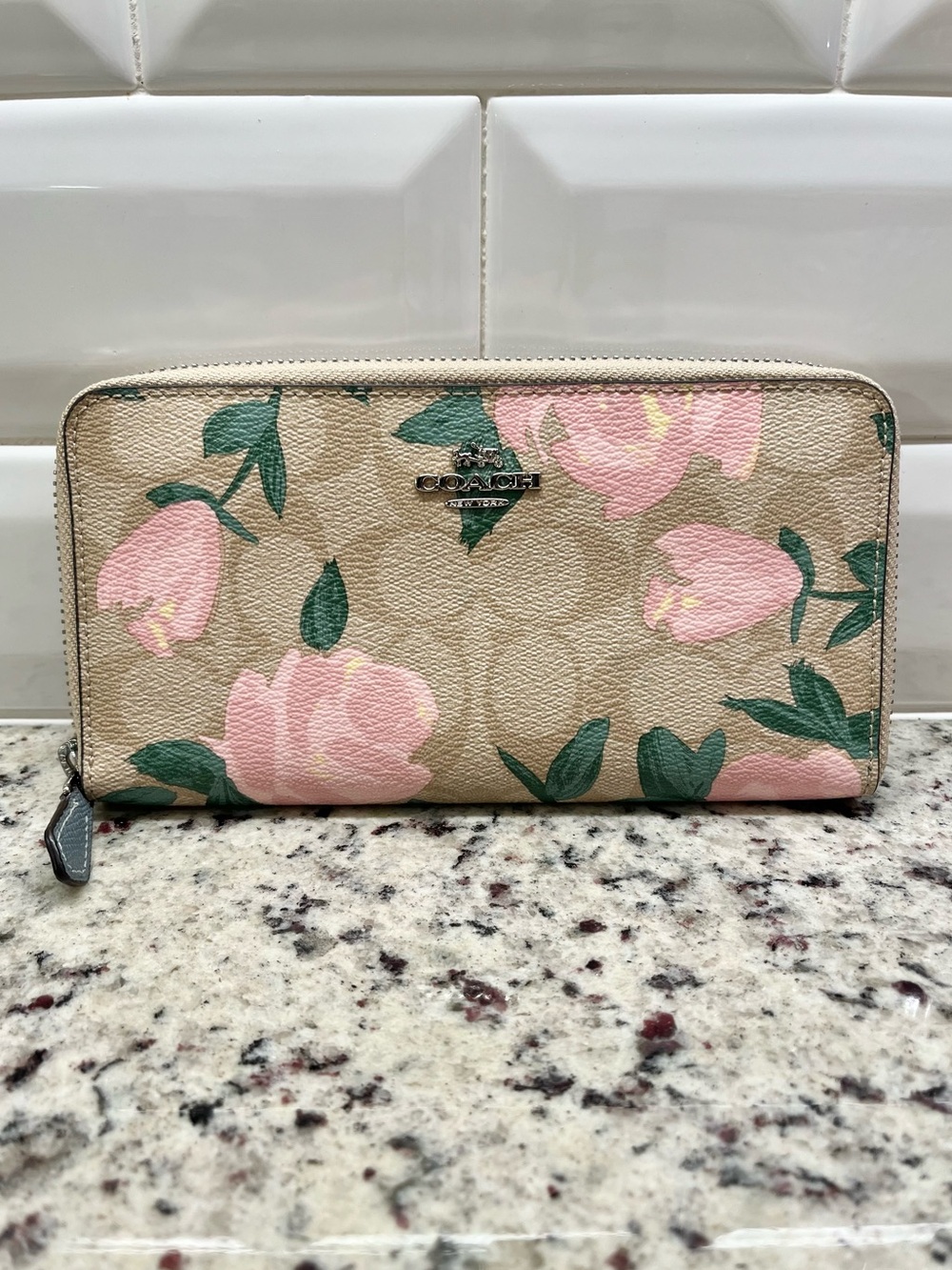 Coach Floral Accordion Zip Wallet EUC